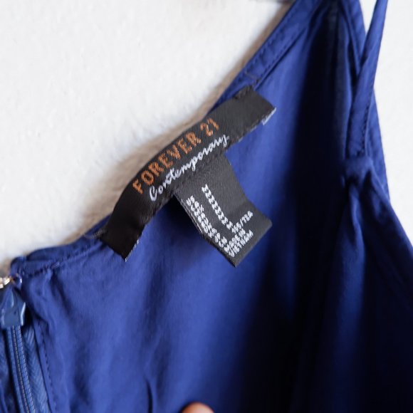 Forever21 Navy romper - Picture 6 of 6